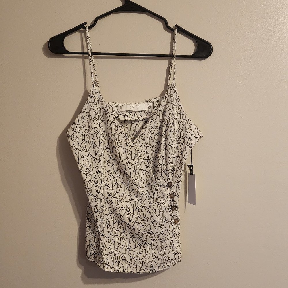 ASTR Abstract White & Black Blouse